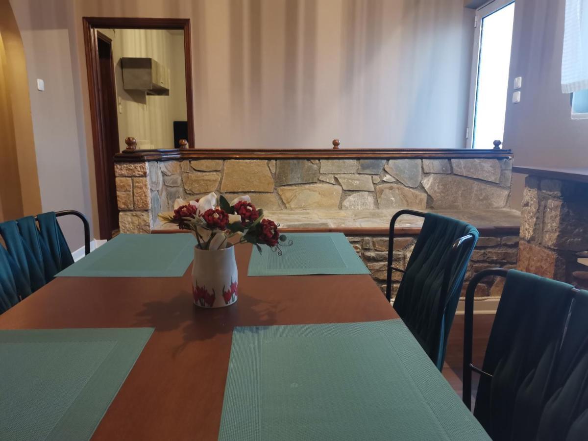 Ataviros Hotel Émbonas エクステリア 写真