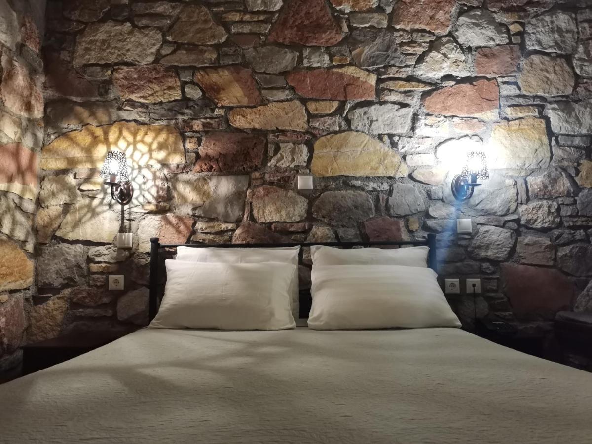 Ataviros Hotel Émbonas エクステリア 写真