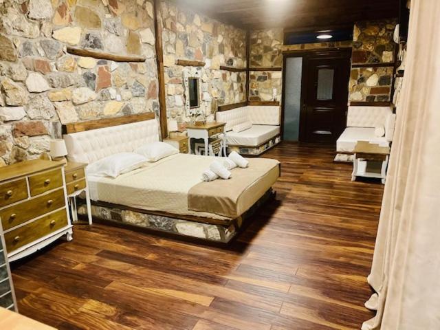Ataviros Hotel Émbonas エクステリア 写真