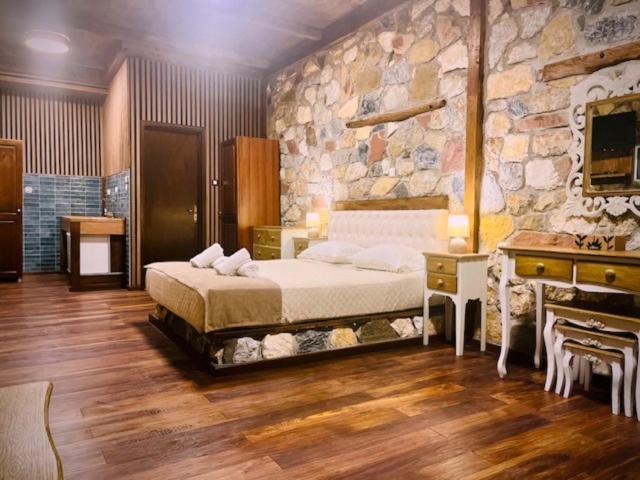 Ataviros Hotel Émbonas エクステリア 写真